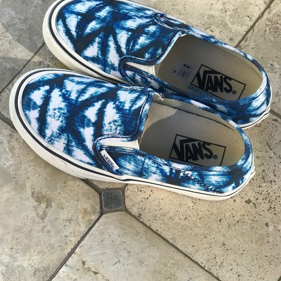VANS Indigo Blue and Antique White Tie-Dye Slip-On Slide Tennis Shoes (Unisex) - Picture 3 of 9
